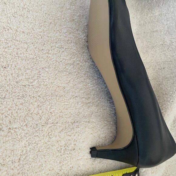 Talbots Leather Heels - Size 7.5 - New - No Box - Picture 3 of 6